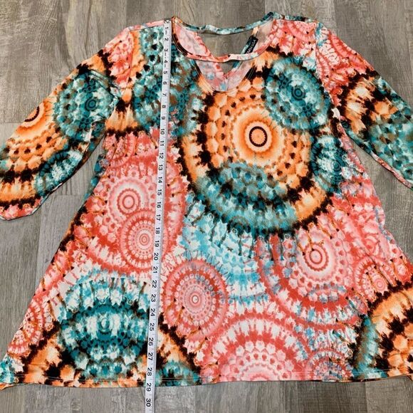 V neck/back multicolored tunic w/pockets - Picture 13 of 15